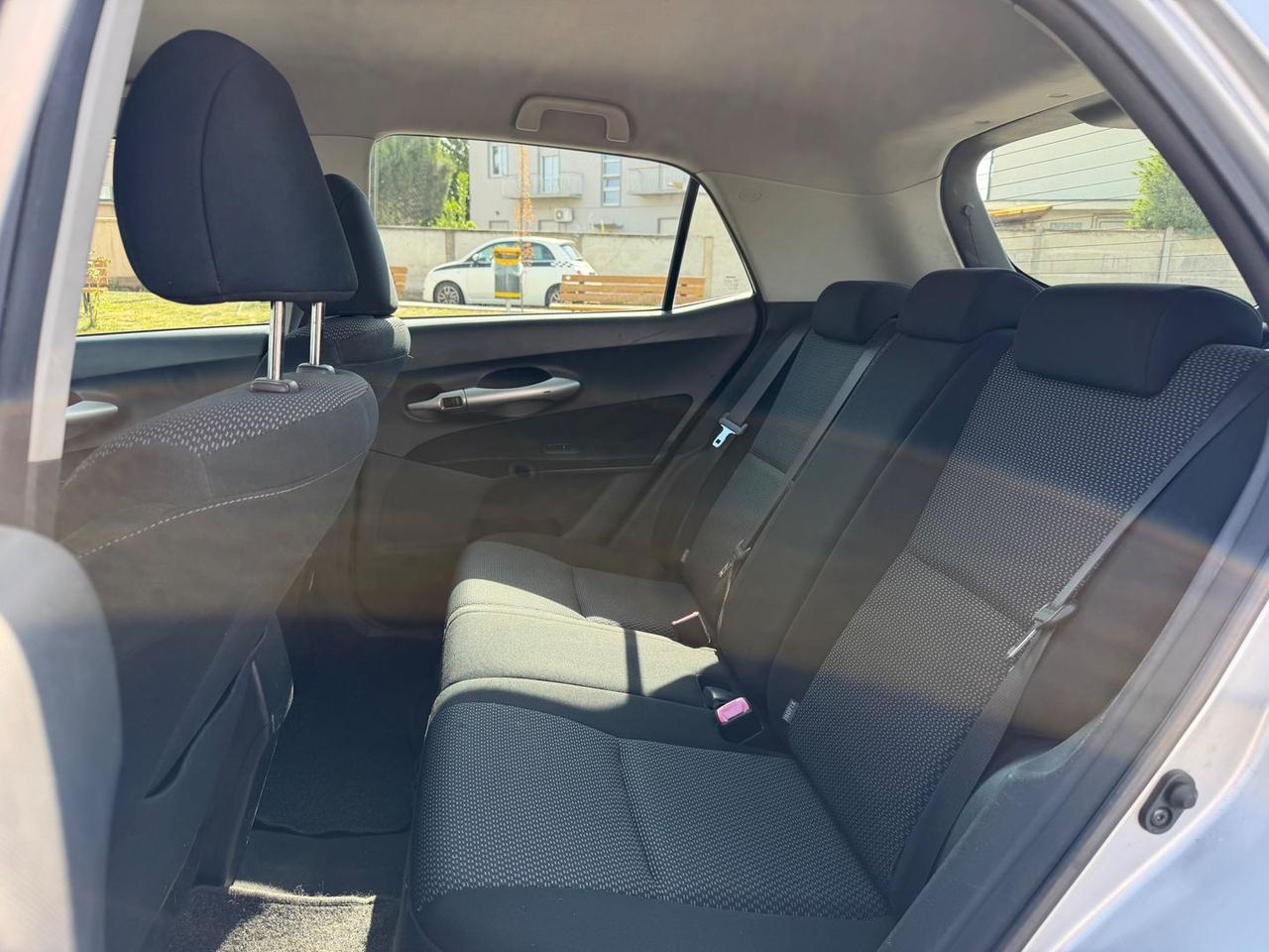 Toyota Auris 2.0 D-4D SOL #11110