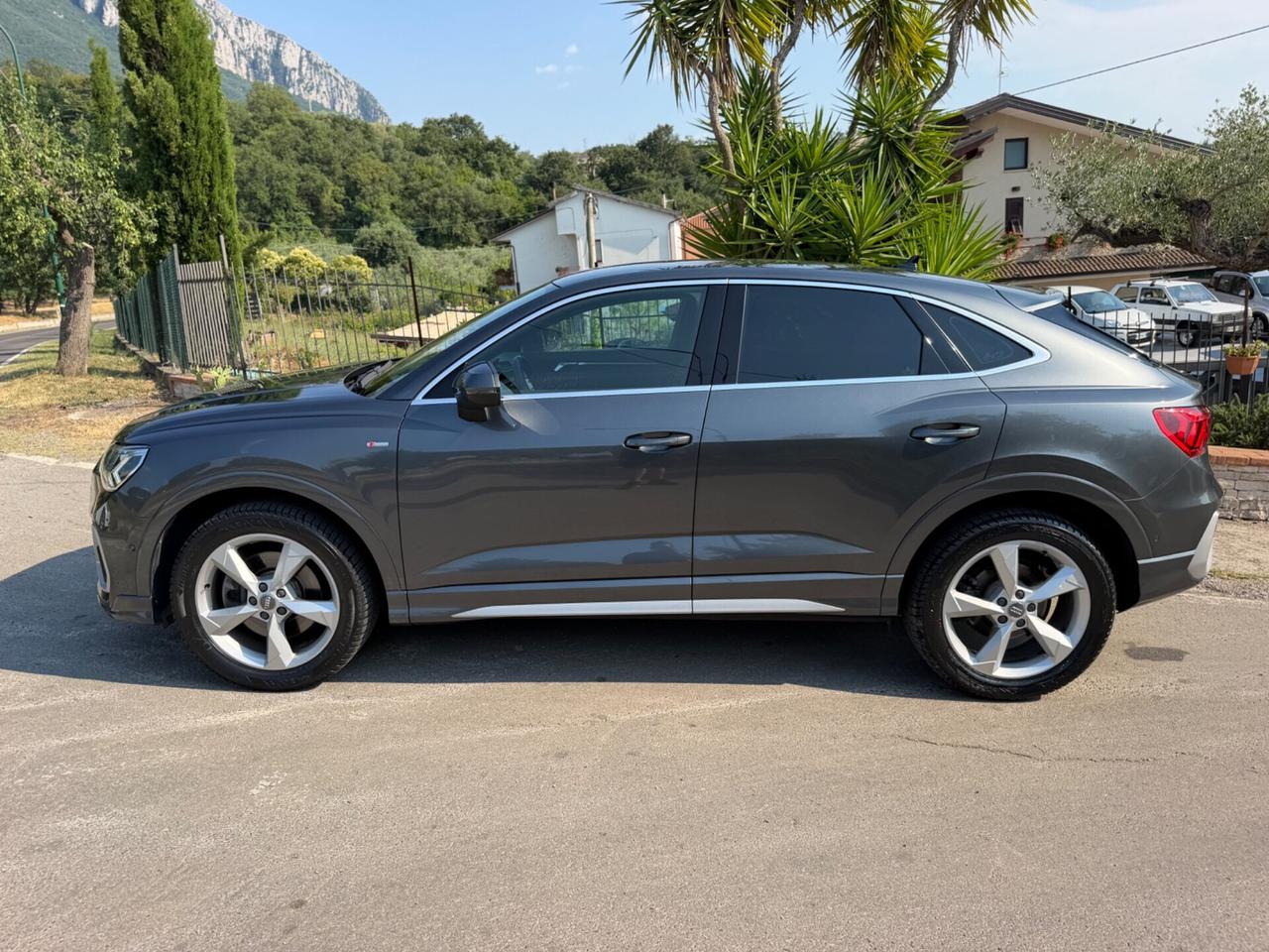 Audi Q3 35 TDI quattro S tronic line edition