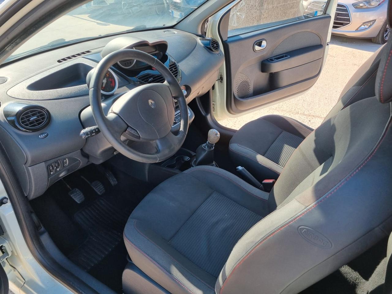 Renault Twingo 1.2 16V Live