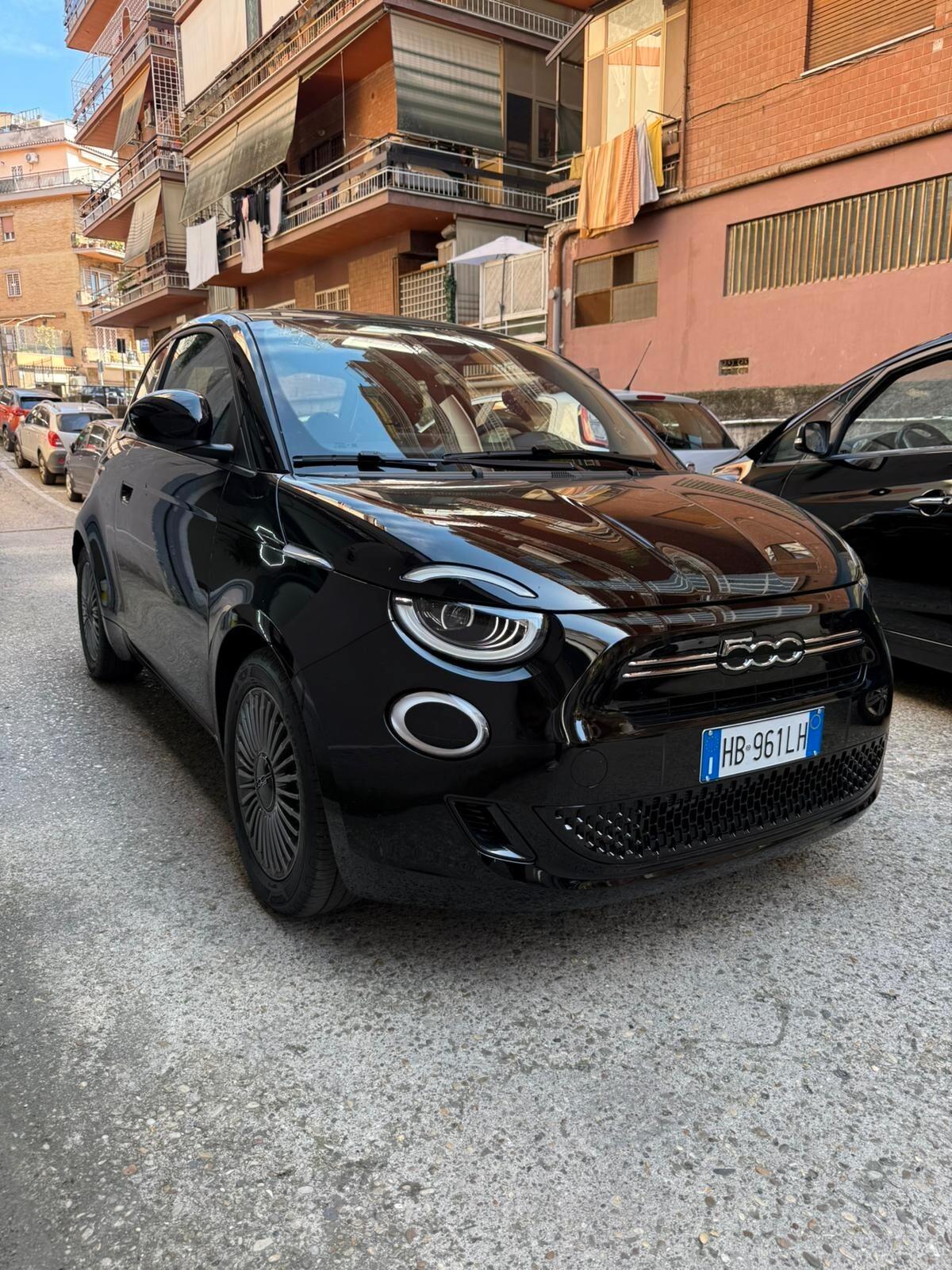 Fiat 500 Berlina Hybrid Torino
