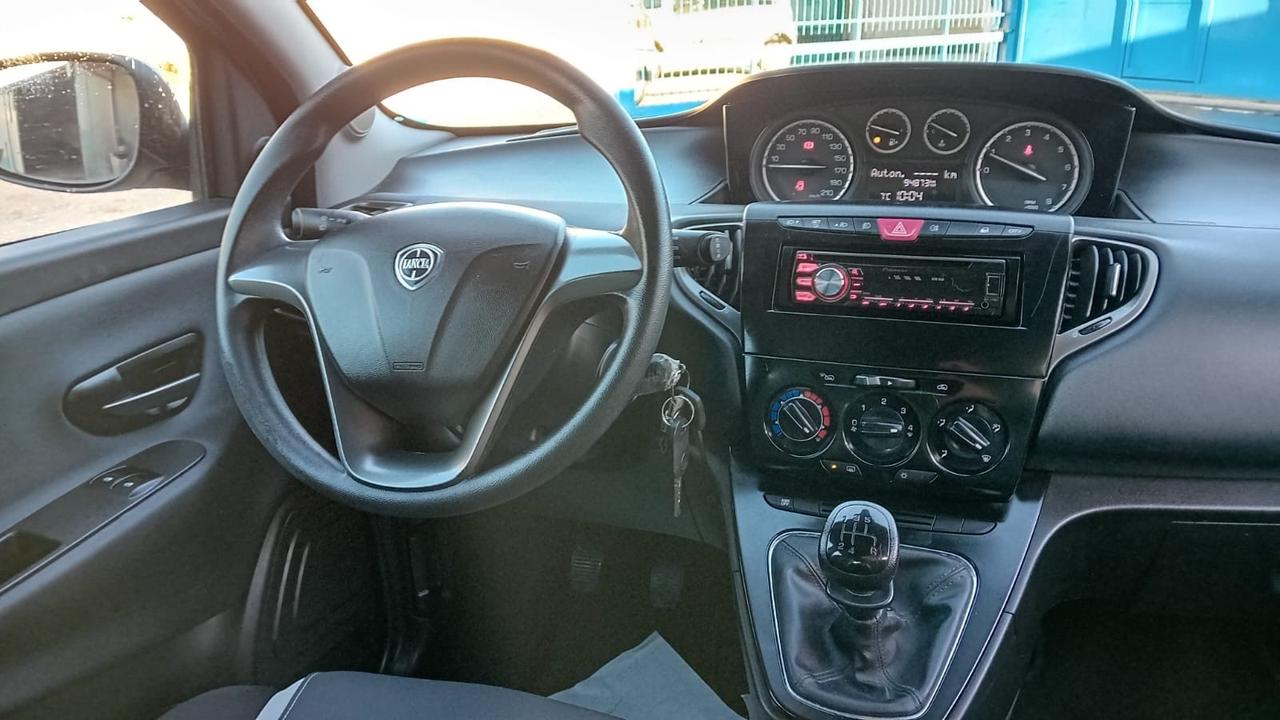 Lancia ypsilon 1.2 benz km 94000-09/2015