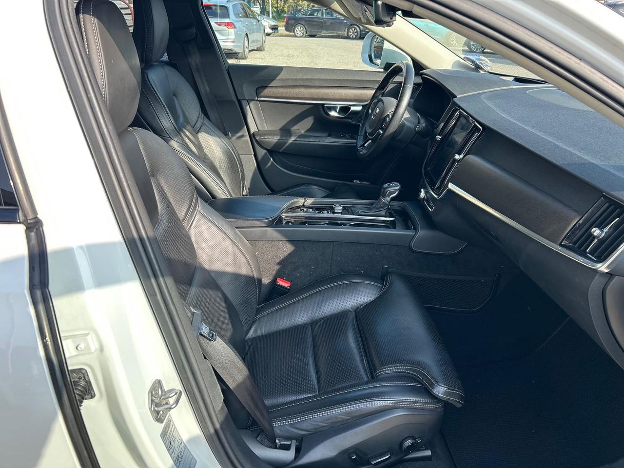 Volvo V90 Pro 2.0 D4 #7690