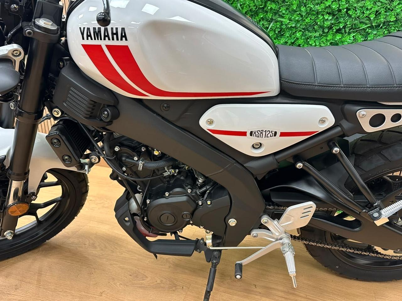 YAMAHA XSR 125 NUOVA - OFFERTA 2026 FINANZIABILE
