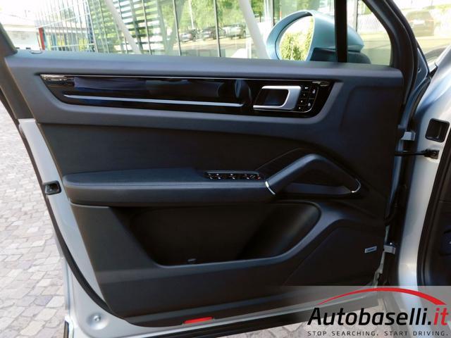 PORSCHE Cayenne 3.0 V6 TIPTRONIC 340CV, CERCHI 21'', TETTUCCIO