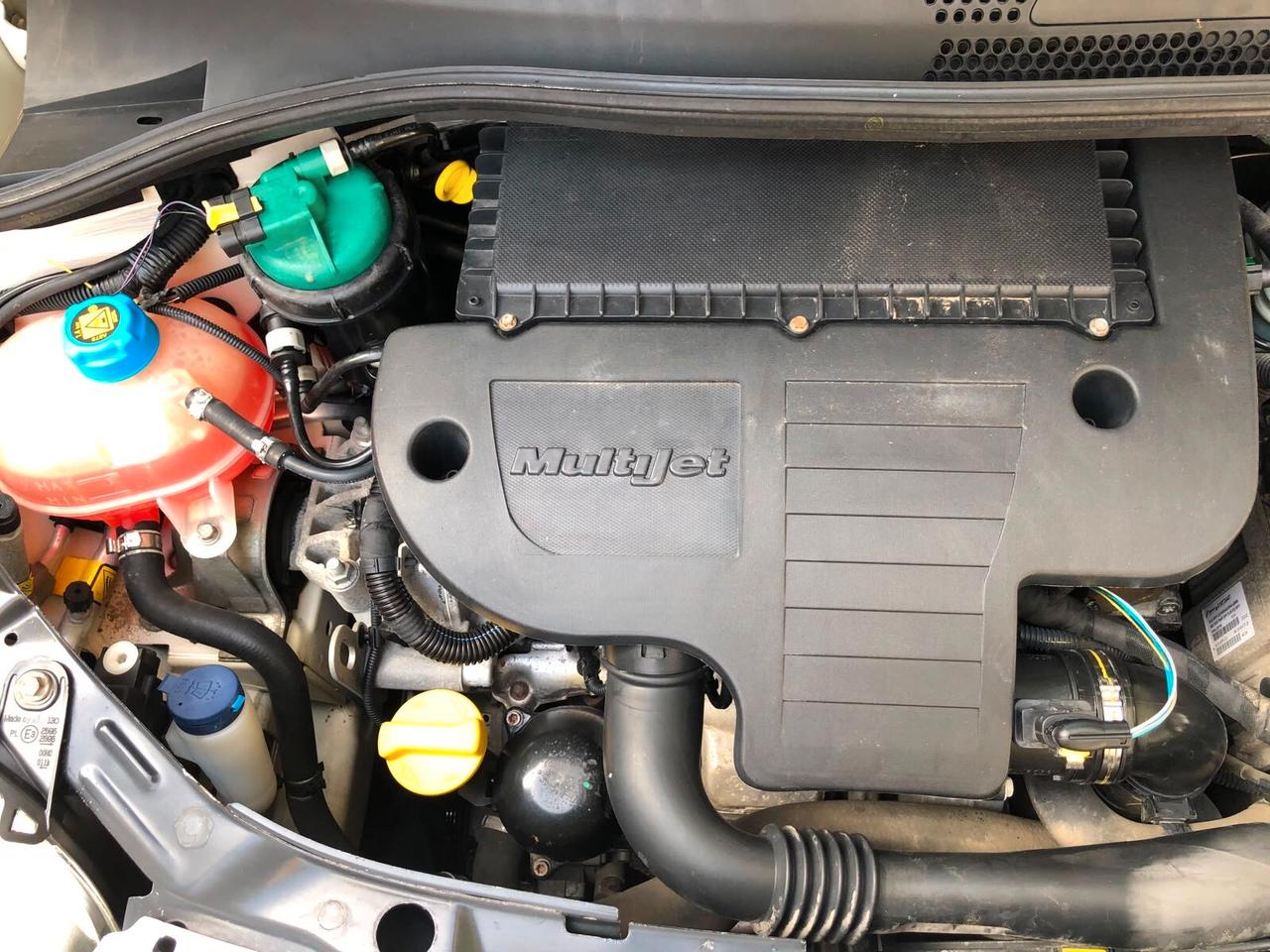 FIAT 500 1.3 MULTIJET lounge – UNICO PROPRIETARIO – NEOPATENTATI – GARANZIA