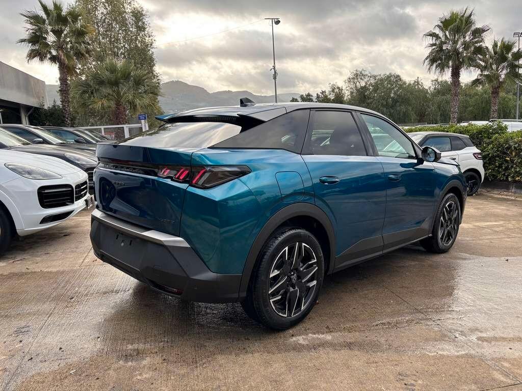 Peugeot 3008 Hybrid 145 Allure KM 0 IVA ESPOSTA Tua a solo 309 Euro al mese
