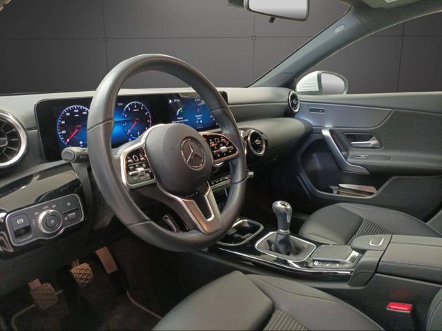 MERCEDES-BENZ A 160 Sport