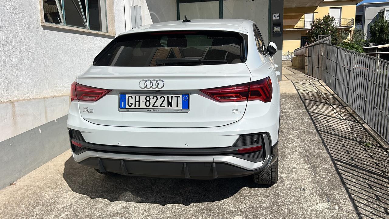 Audi Q3 Sportback 35 TDI S tronic line edition “70.000 Km”