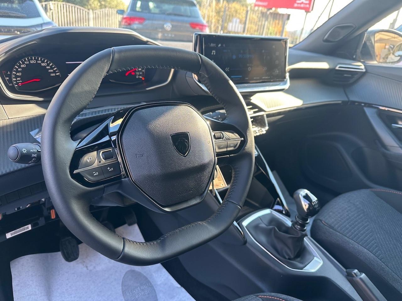 Peugeot 2008 PureTech 100 S&S Style