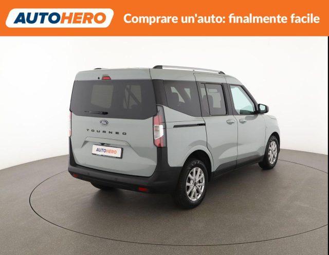 FORD Tourneo Courier 1.0 EcoBoost Titanium