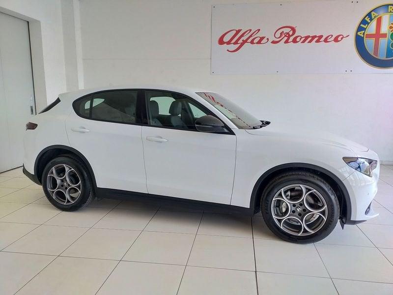 Alfa Romeo Stelvio 2.2 Turbodiesel 160 CV AT8 RWD Sprint SOLO 650 KM