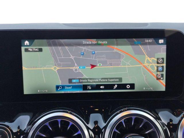 MERCEDES-BENZ GLA 200 d Automatic Sport