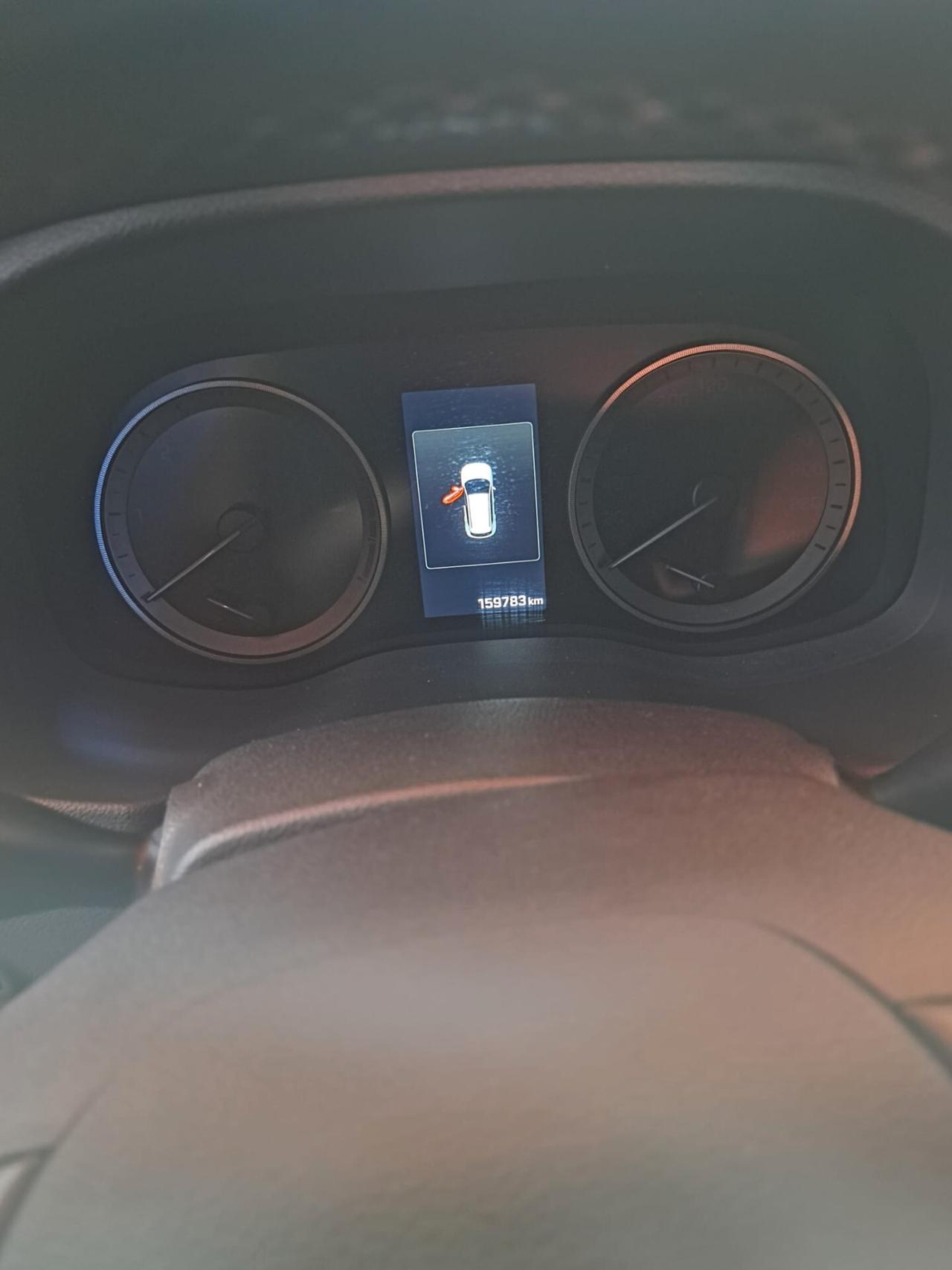 HYUNDAI TUCSON 1.7 XPOSSIBLE € 12900