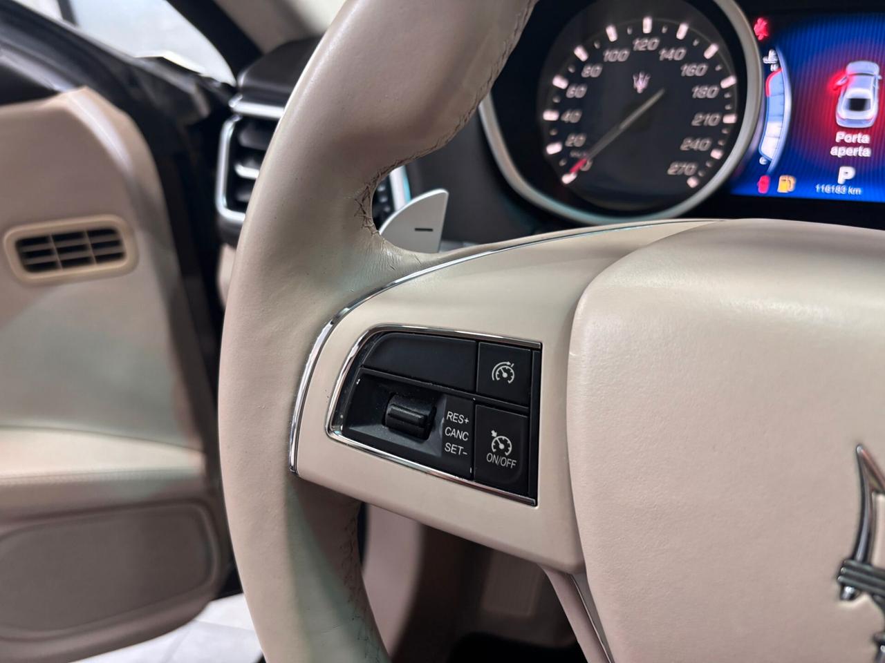 MASERATI GHIBLI V6 DIESEL 275CV