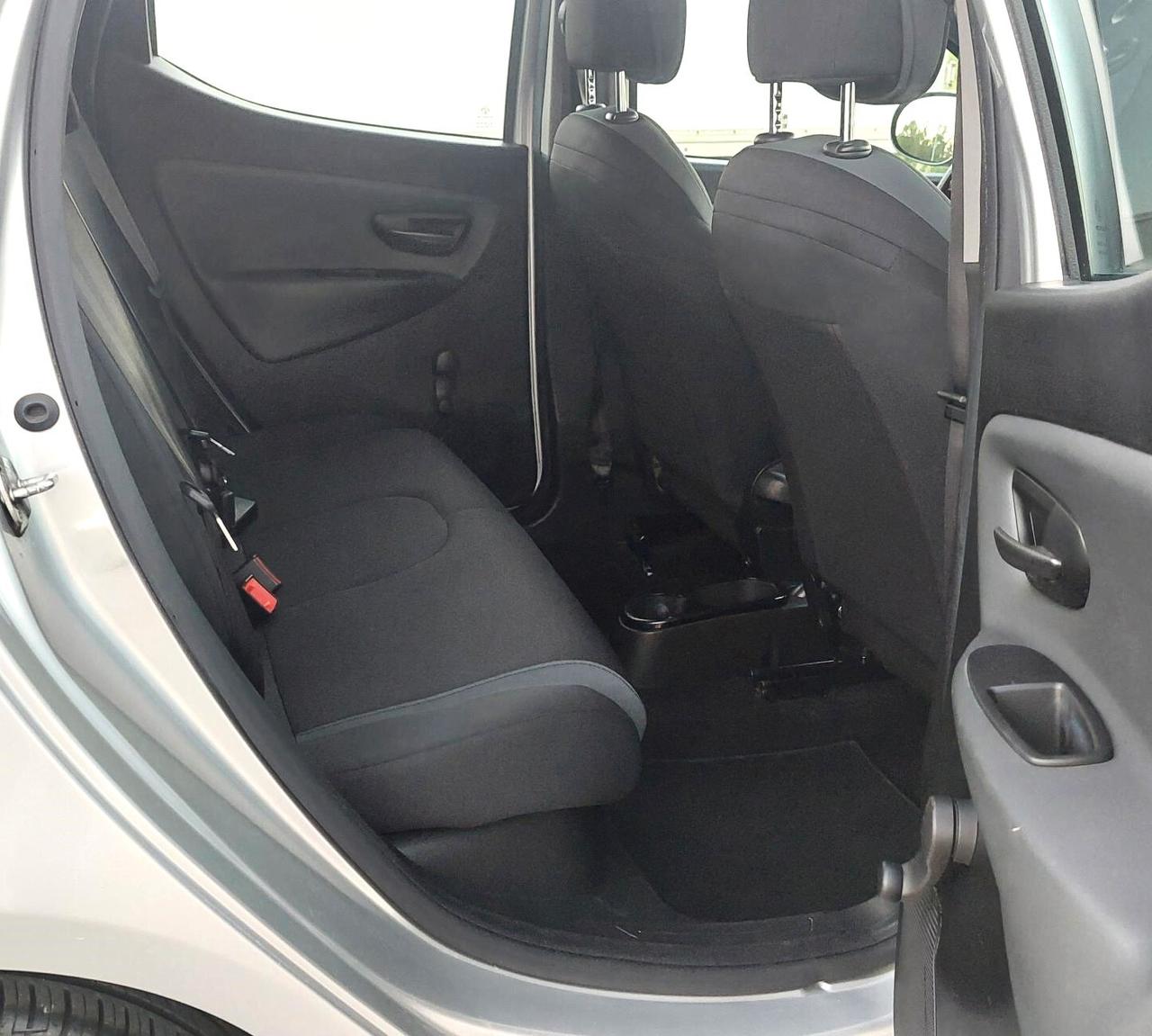 LANCIA YPSILON 1.2-UNICO PROPRIETARIO-NEOPATENTATI