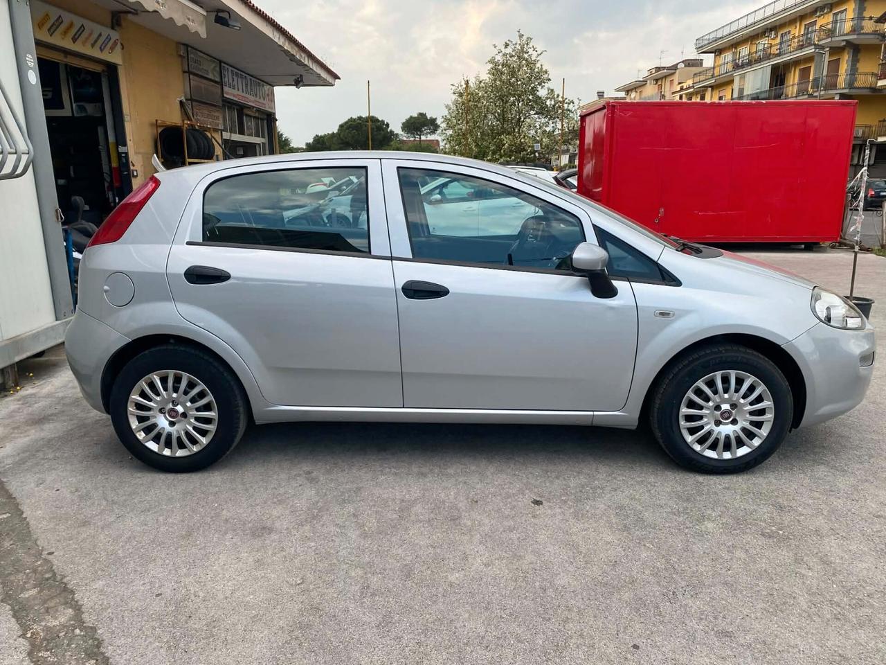 Fiat Punto 1.2 8V 5 p Promo Maggio Leggi