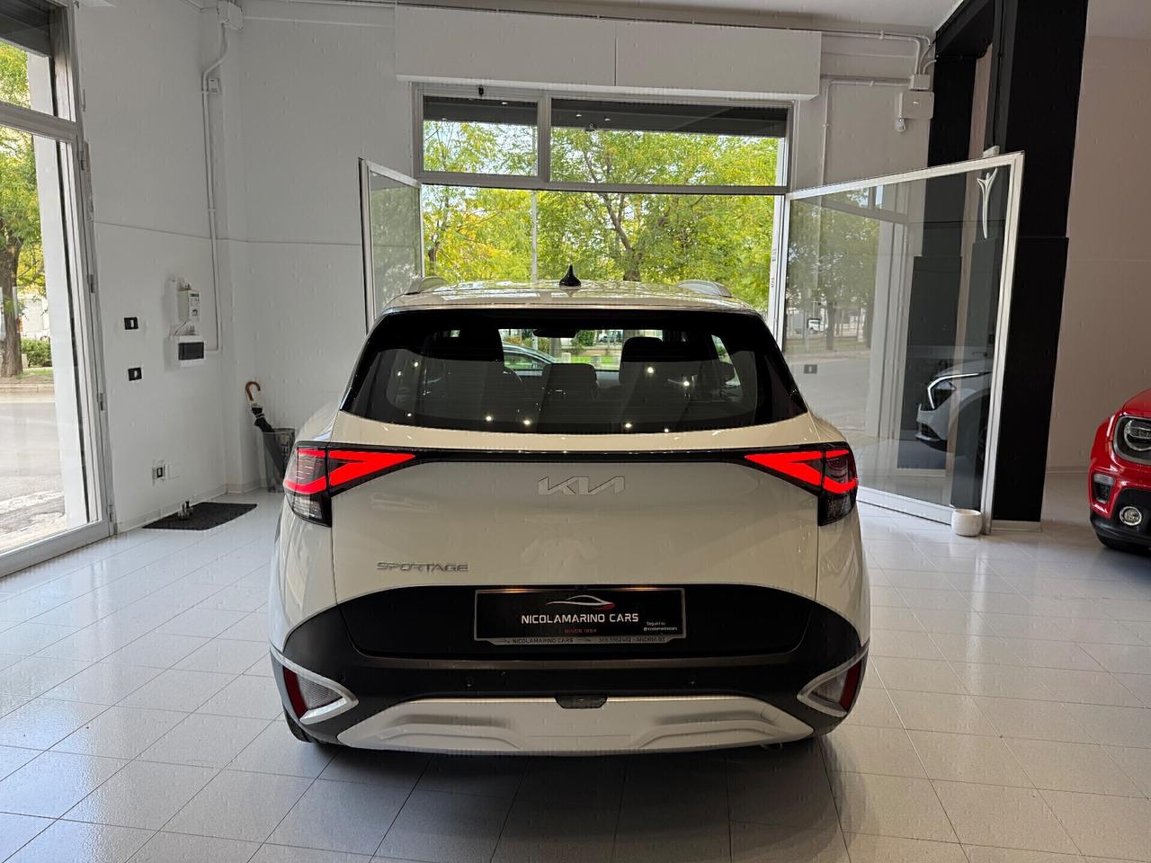 Kia Sportage 1.6 CRDi DCT Business “16.000KM”