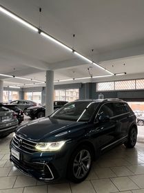 Volkswagen Tiguan 2.0 TDI 150 CV SCR DSG R-Line