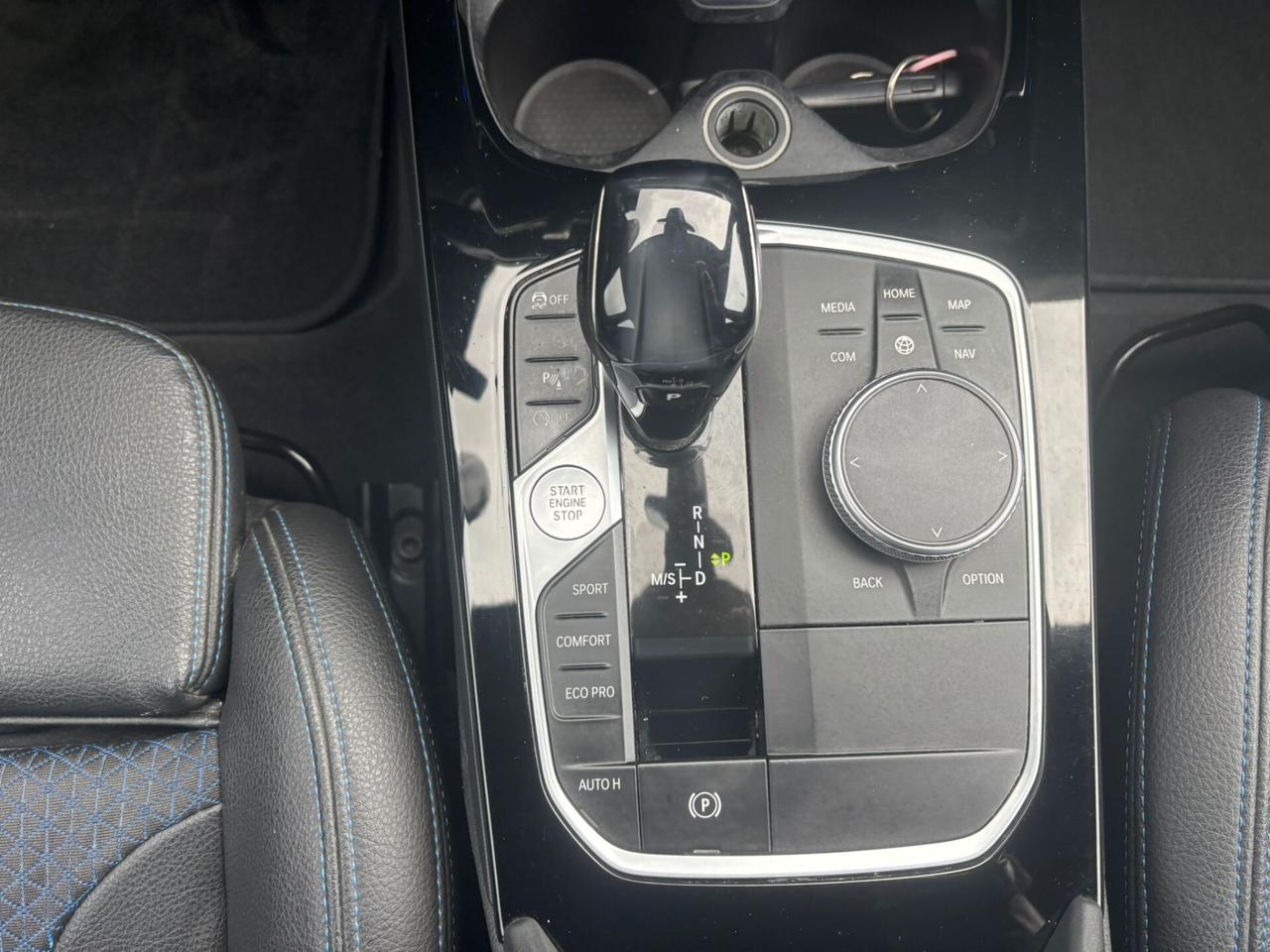 Bmw 118 118d 5p. Msport