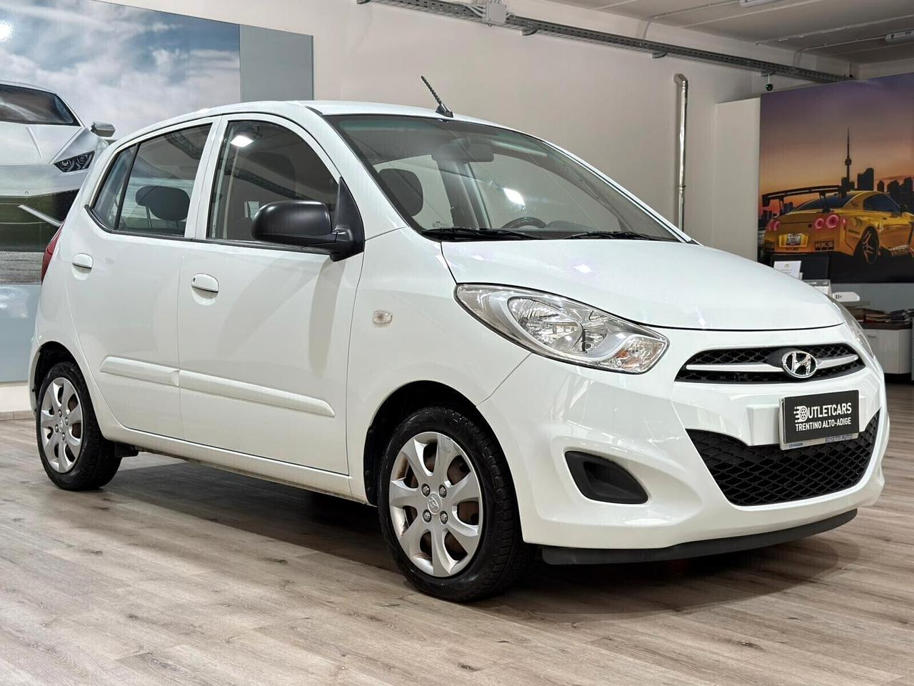 HYUNDAI I10 69cv 90.000km NEOPATENTATI