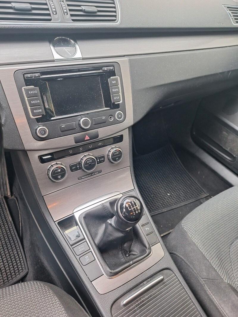 VOLKSWAGEN Passat 7ª serie Passat Var. Bs. 2.0...