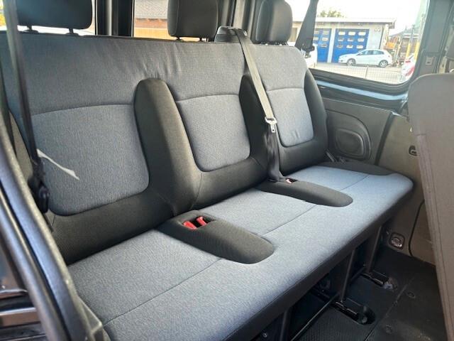 Opel Vivaro 27 1.6 BiTurbo S&S EcoFLEX PC-TN Combi 9 POSTI