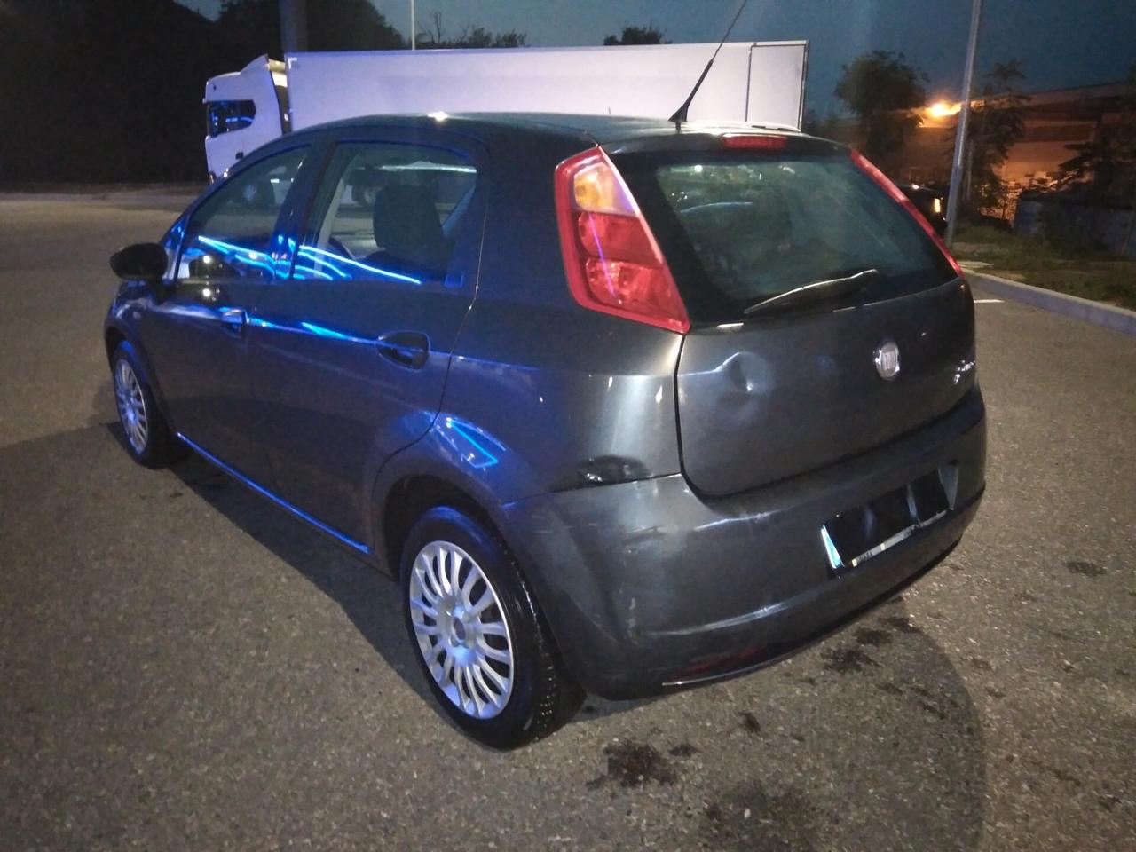 Fiat Punto Evo 1.3 Mjt 75 CV 5 porte Active x neopatentati