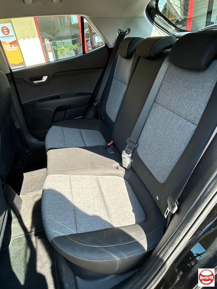 KIA - Stonic 1.2 dpi Urban Techno&Design Pack gpl 82cv
