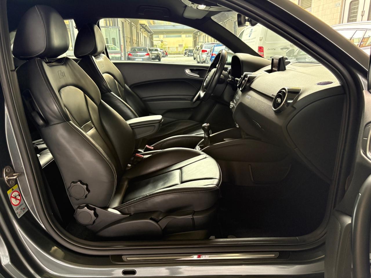 Audi A1 S1 2.0 TFSI quattro manuale