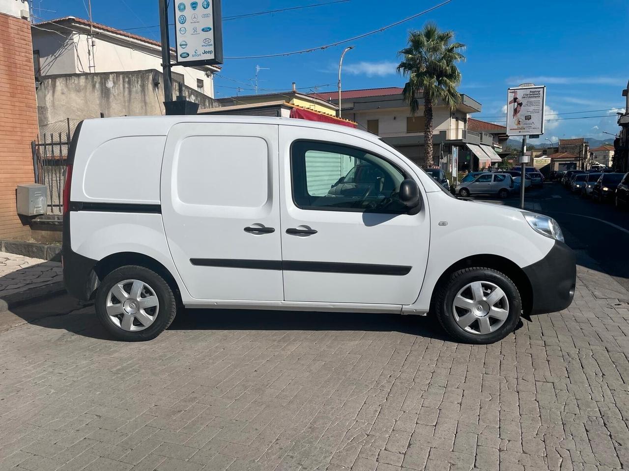 Renault Kangoo 1.5 dCi 75CV S&S 4p. Express Ice