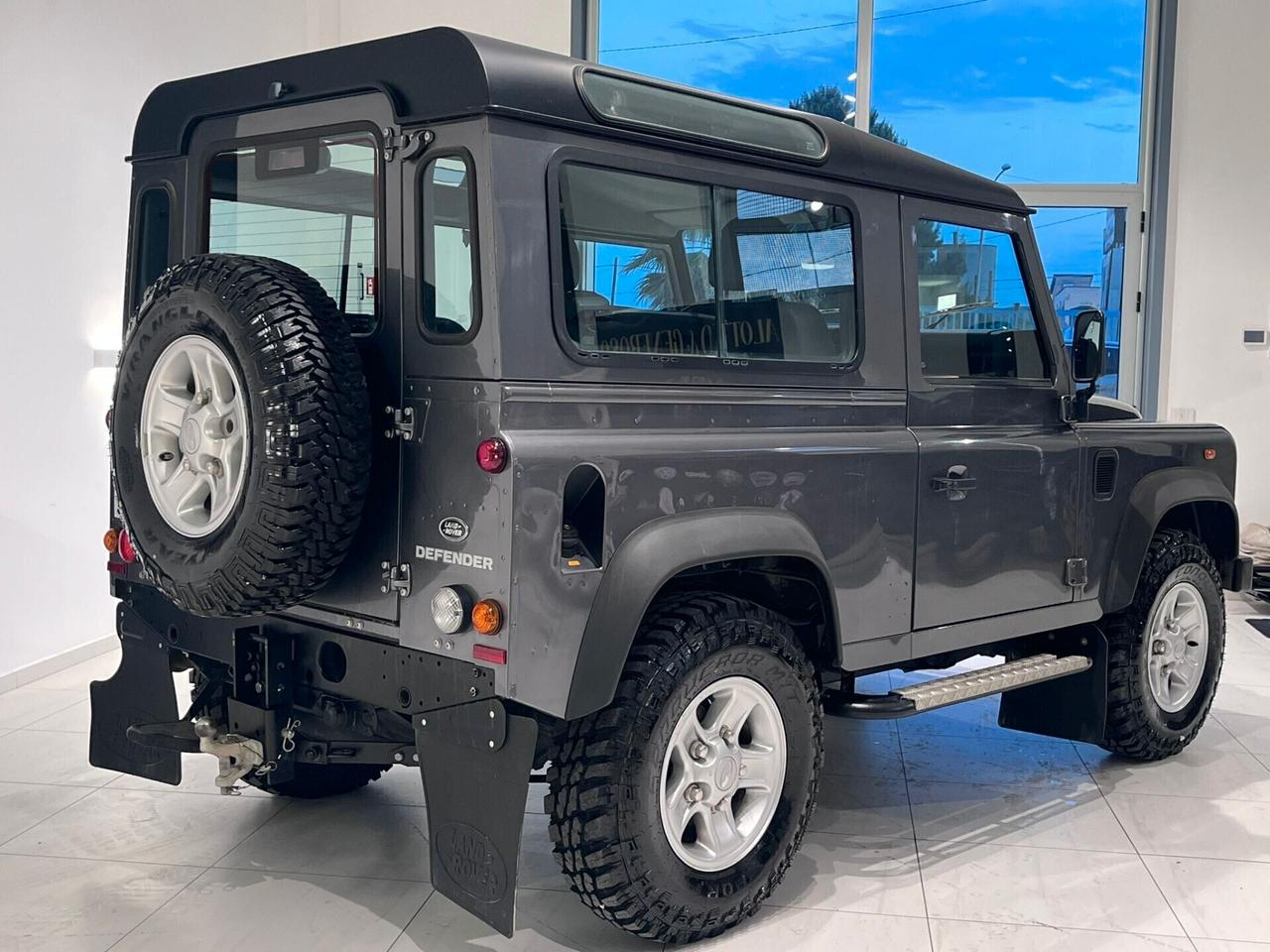 Defender 2.2 TD4 122 CV N1 IVA 2014 (GANCIO TRAINO)