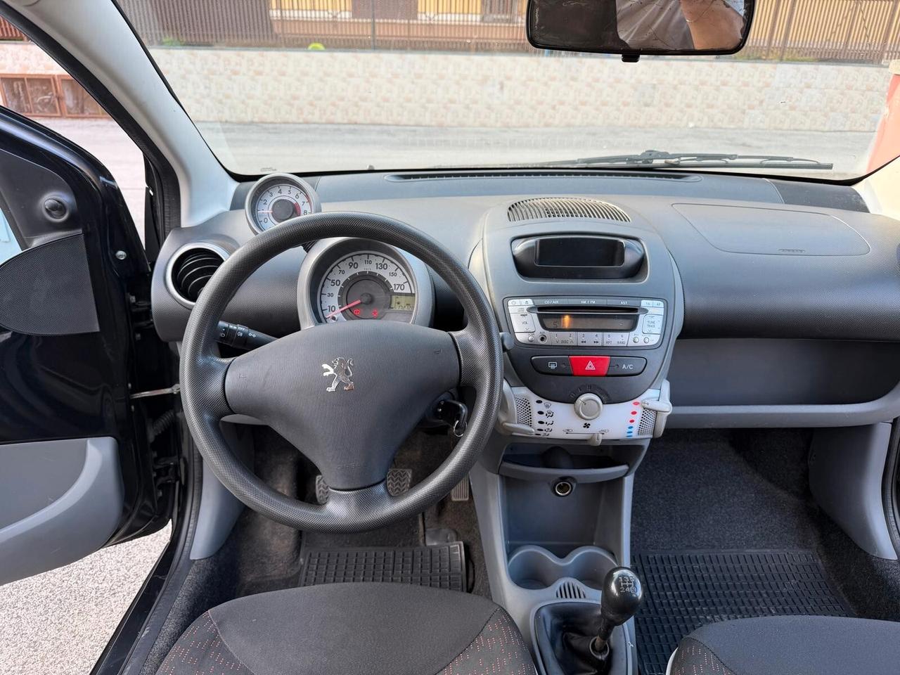 Peugeot 107 1.0 68CV 5p. Sweet Years