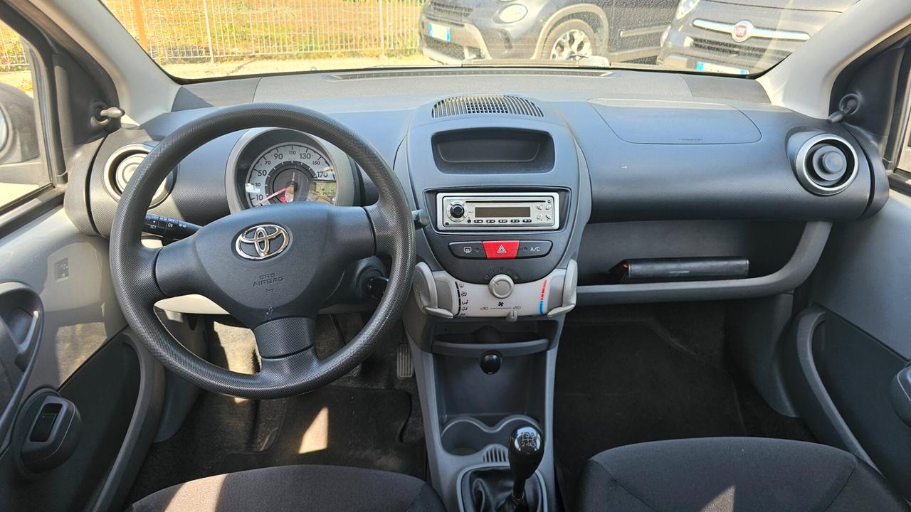 Toyota Aygo 1.0 12V VVT-i 5 porte