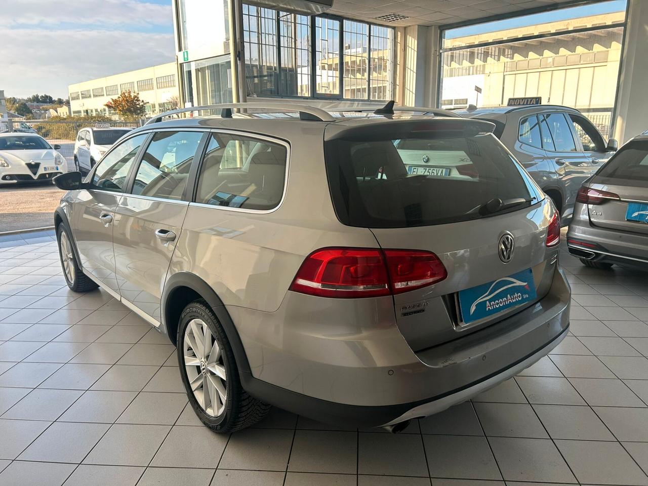 VW Passat Alltrack 2.0 TDI DSG 4motion 2012