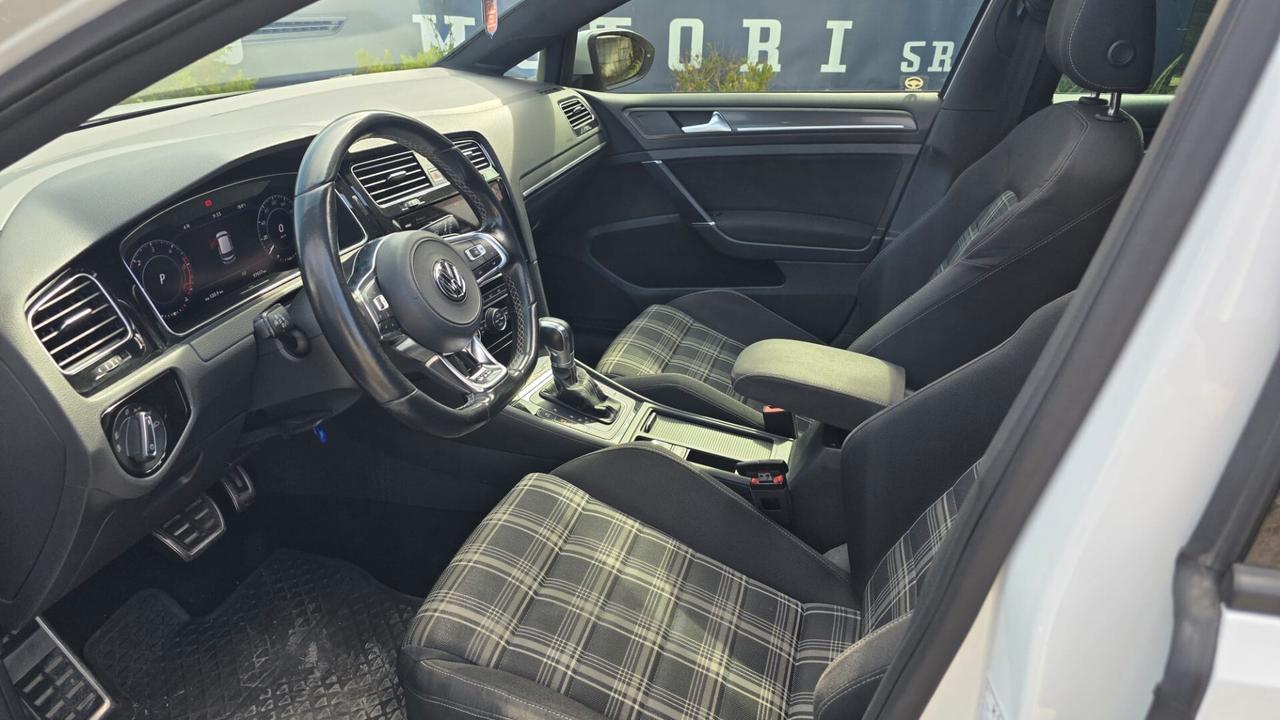 Volkswagen Golf GTD 2.0 TDI DSG Tetto Cockpit