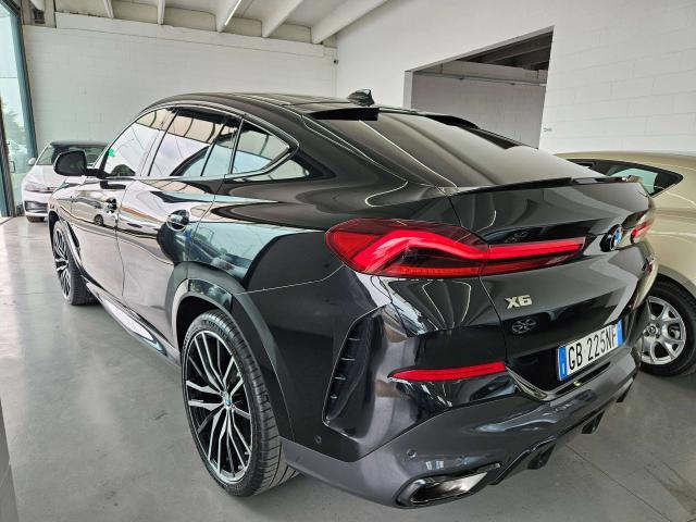 BMW X6 M M50d CV 400 automatico