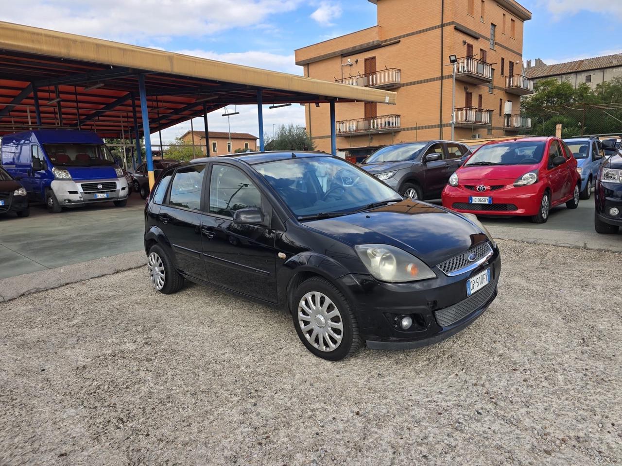 Ford Fiesta 1.6 TDCi 5p. Ghia