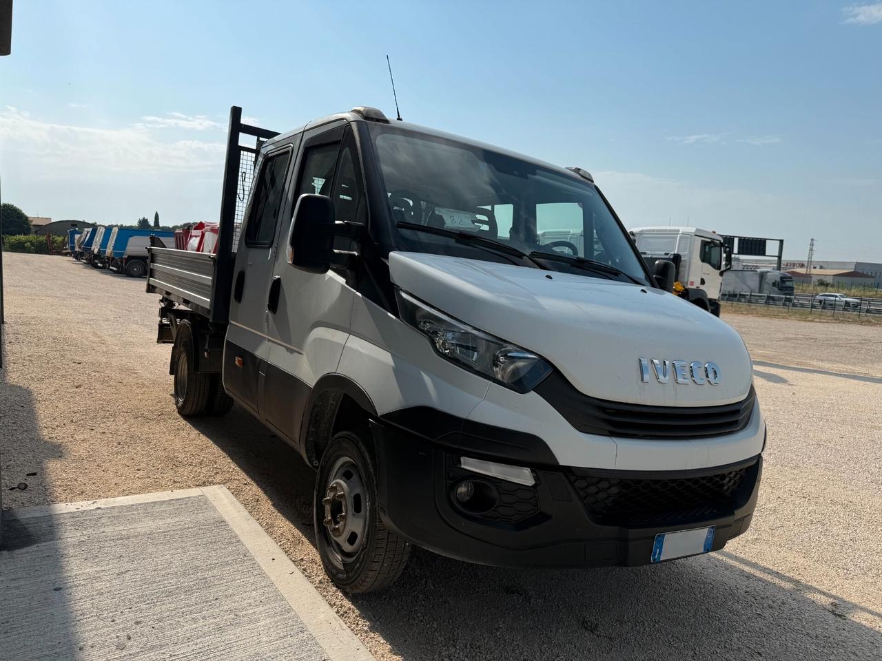 Iveco Daily 35C14 Cassone ribaltabile trilaterale Euro6b ABS