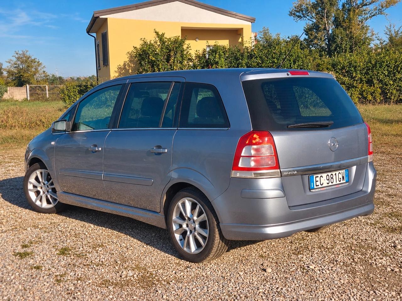 Opel Zafira 1.6 Benzina Cosmo 115cv 7 posti Garanzia 12 mesi