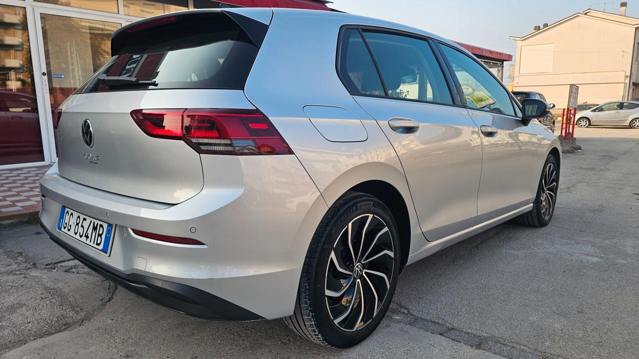 Volkswagen Golf 2.0 TDI SCR Style