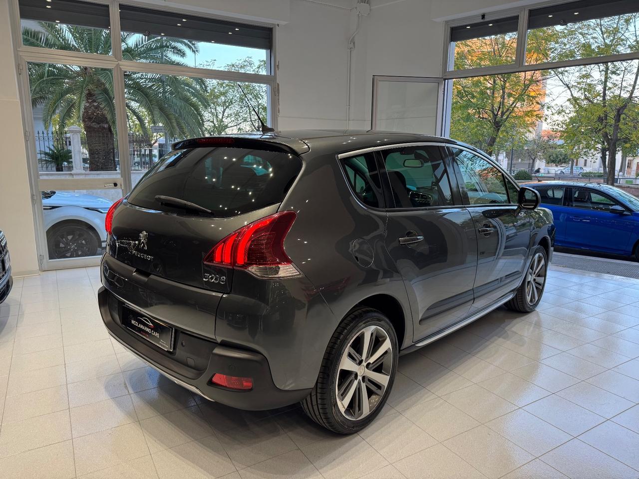 Peugeot 3008 BlueHDi Full “TETTO/NAV/RETR”