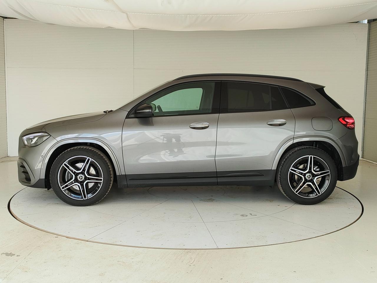 Mercedes-Benz GLA 200 d automatic