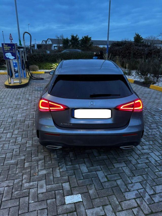 MERCEDES-BENZ A 180 d Automatic Premium AMG