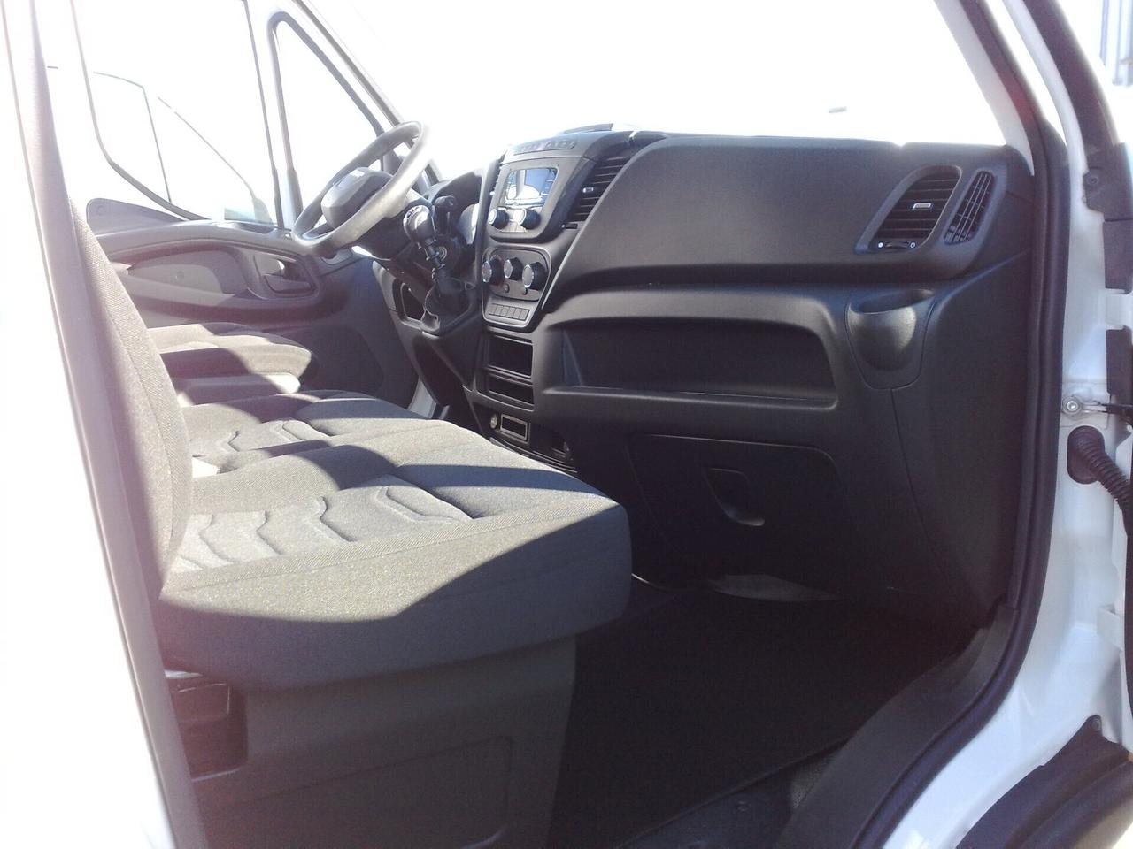 Iveco Daily 35c18 3000cc GEMELLATO - 2021