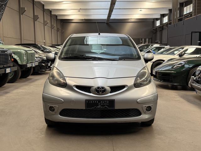 TOYOTA Aygo 1.0 12V VVT-i 5 porte Sol