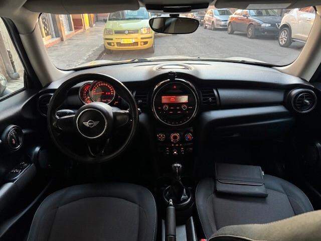 Mini Cooper 1.5 One D
