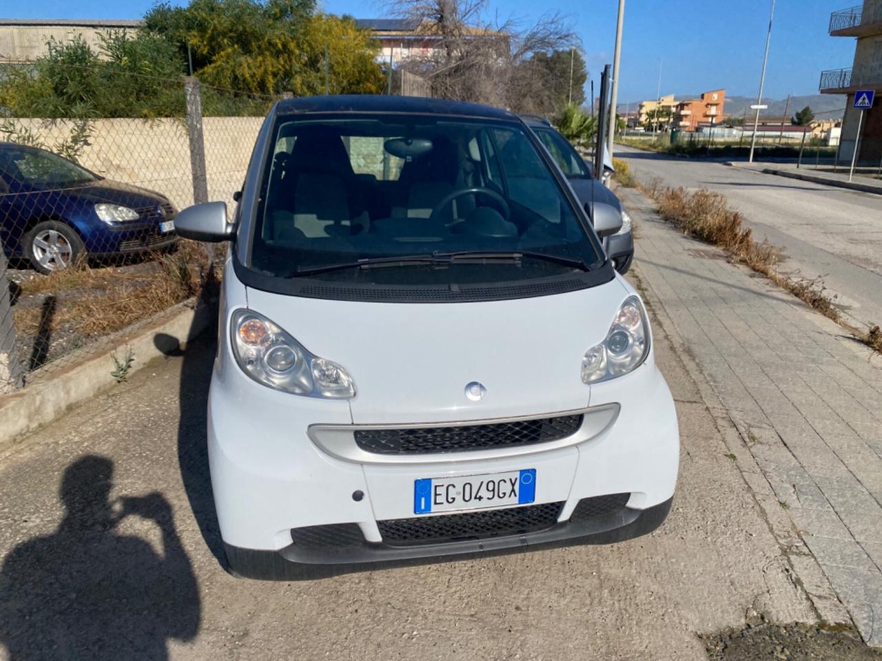 Smart ForTwo 1000 52 kW MHD coupé passion