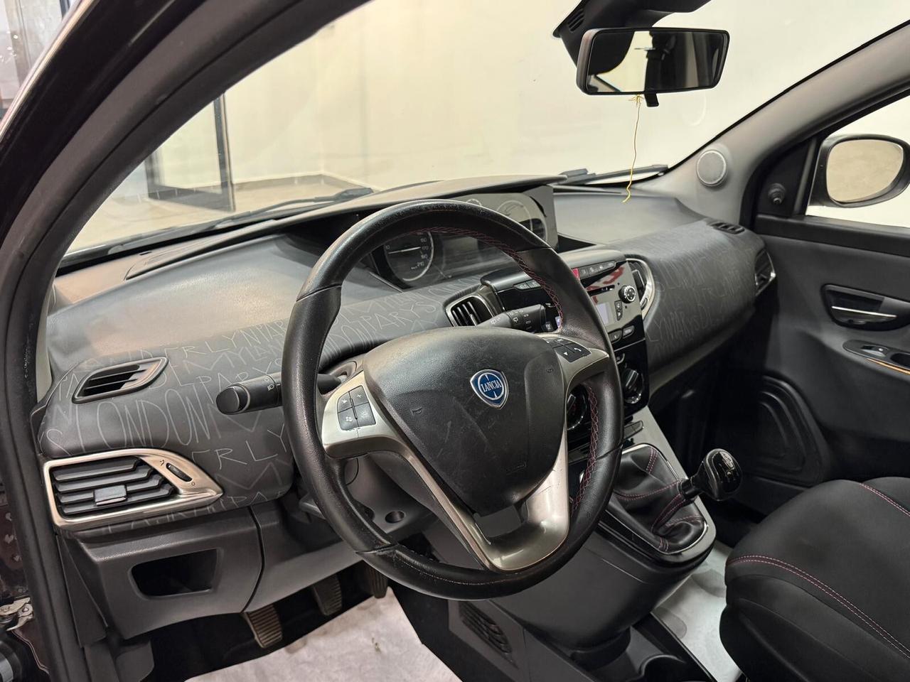 Lancia Ypsilon 1.3 MJT 16V 95 CV 5 porte S&S Platinum