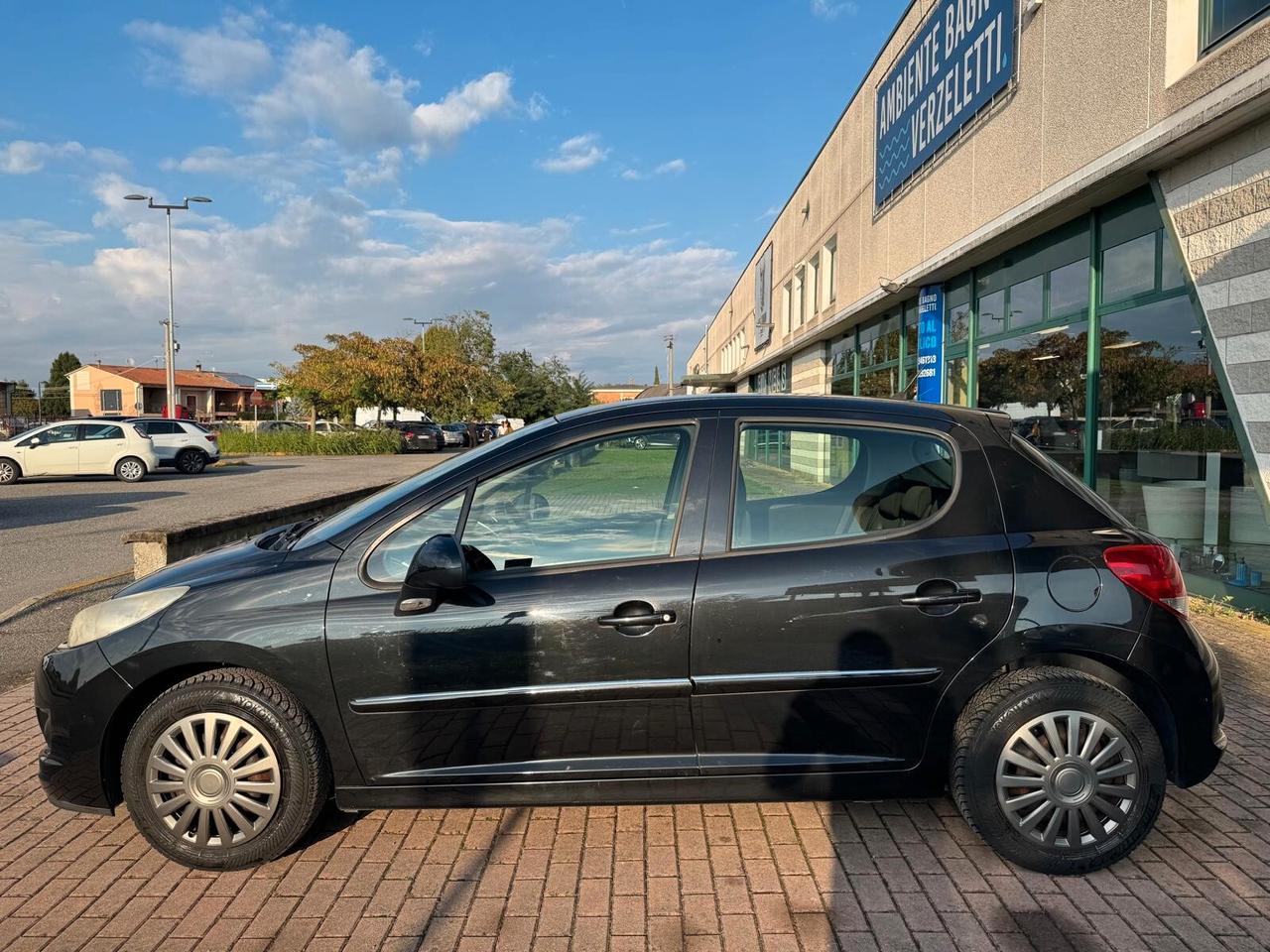 Peugeot 207 Plus 1.4 8V 75CV 5p. ECO GPL