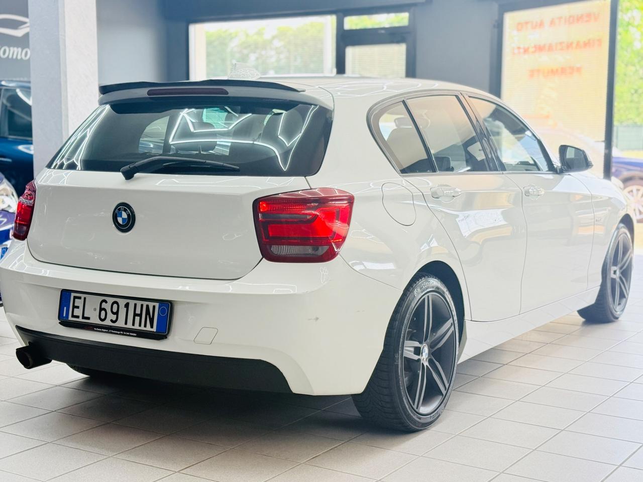 Bmw 120 120d 5p. Msport